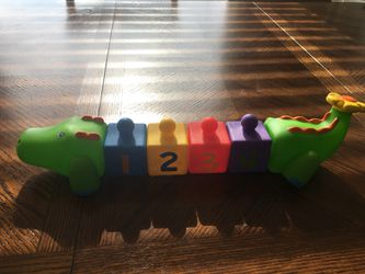 Baby alligator number learning toy