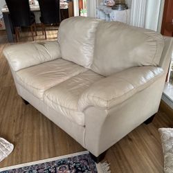 Real Leather Love Sofa 