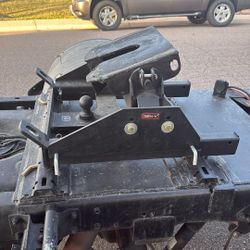 Trailer Hitch Fifth Wheel Gen Y