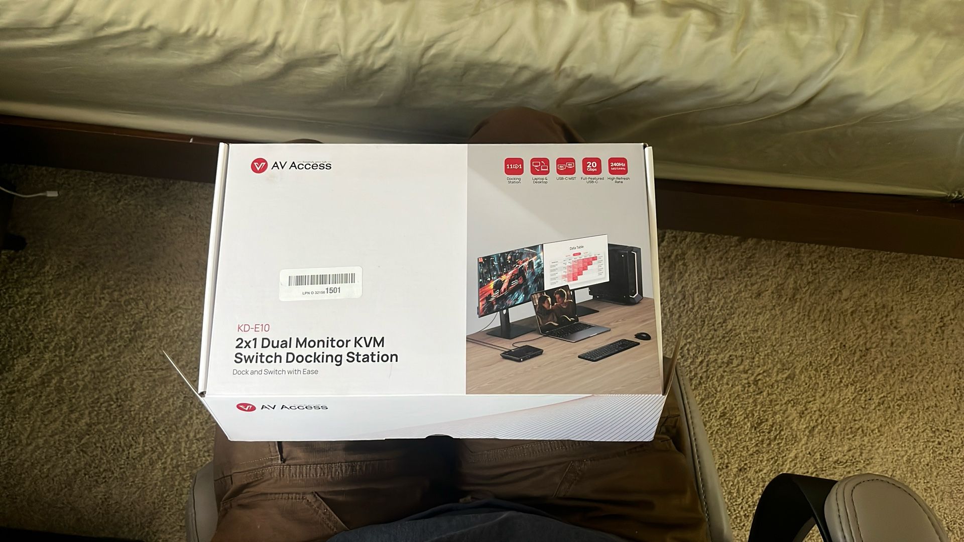 Dual Monitor Switch Docking Station