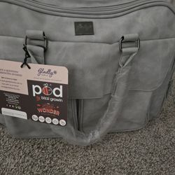 Gladly Pod Diaper Bag + Changing Station + Travel Cot