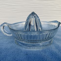 Vintage Retro Heavyweight Glass Juicer With Handle Pouring Spout