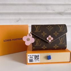 Hats, Cardholders, Keychains, Wallets 