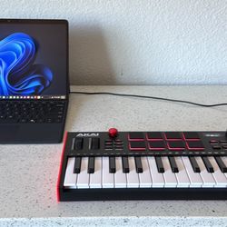 Microsoft Surface Pro 11 - [Snapdragon X/16gb/512gb] - Barely Used!