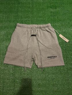 Essentials fear of god shorts Size L Black/dark gray