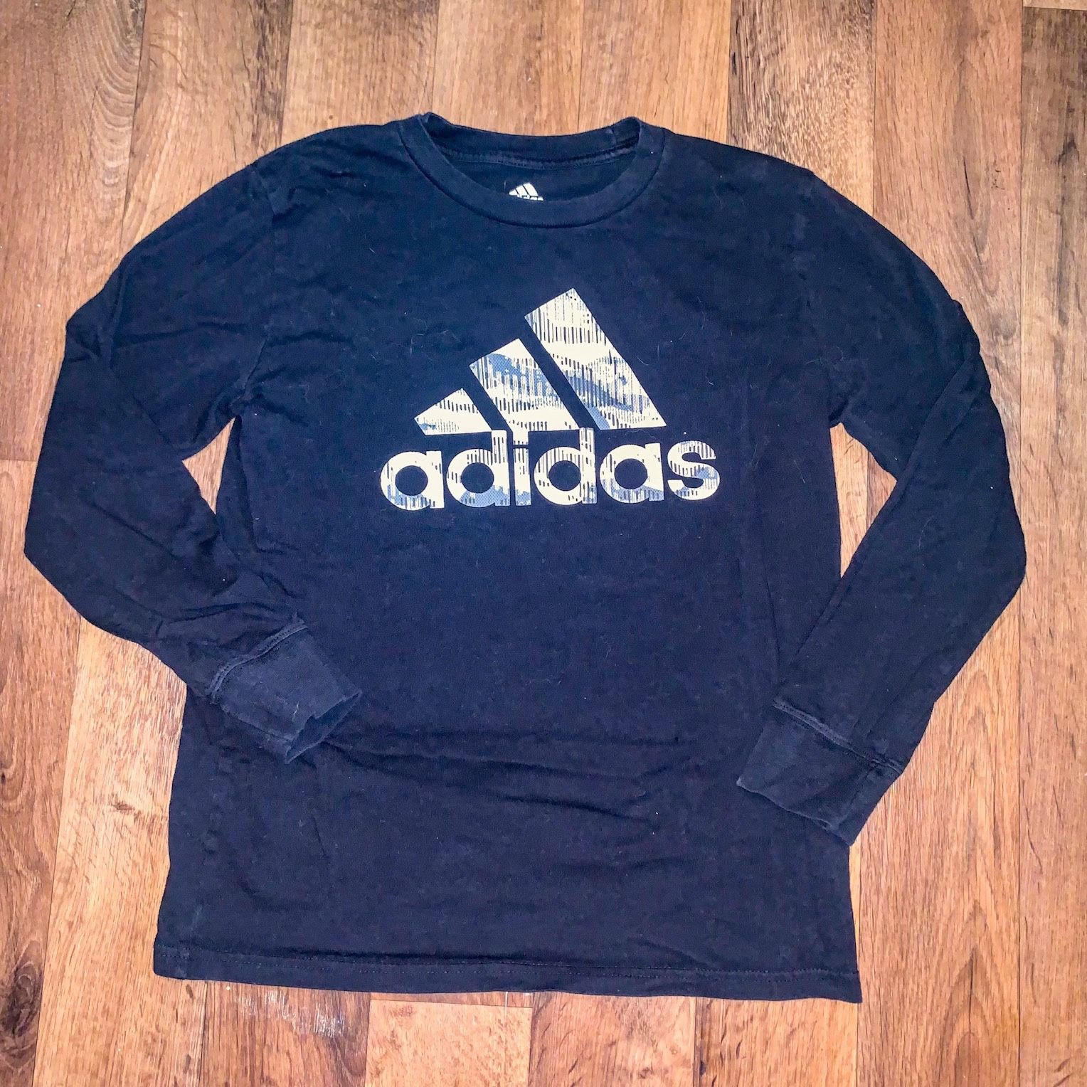 Adidas Youth Black/White Long Sleeved Tee Size Medium (10-12)