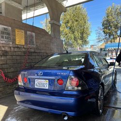 2002 Lexus IS 300