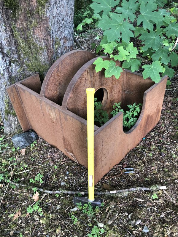 Iron Fire Pit for Sale in Auburn, WA - OfferUp