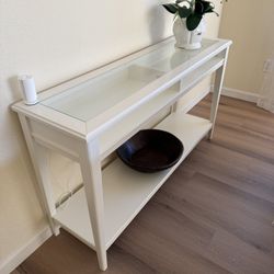 White Couch Table W/ Glass Insert Like New
