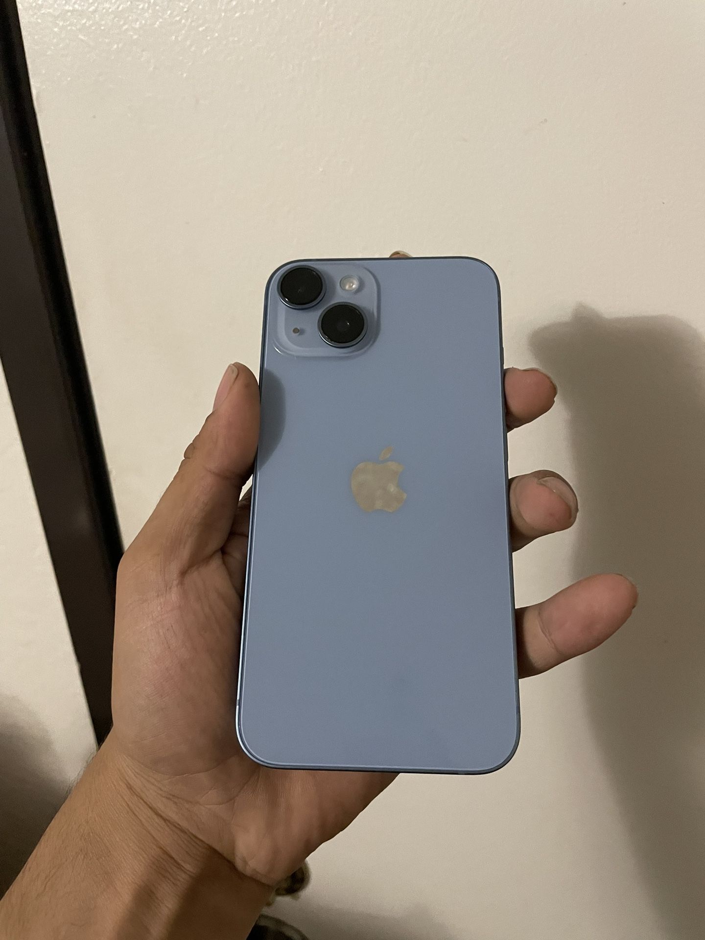 iPhone 14 Mint mobile Only