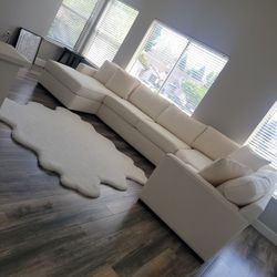 Offwhite Sectional 