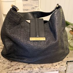 AUTHENTIC GUCCI Bag