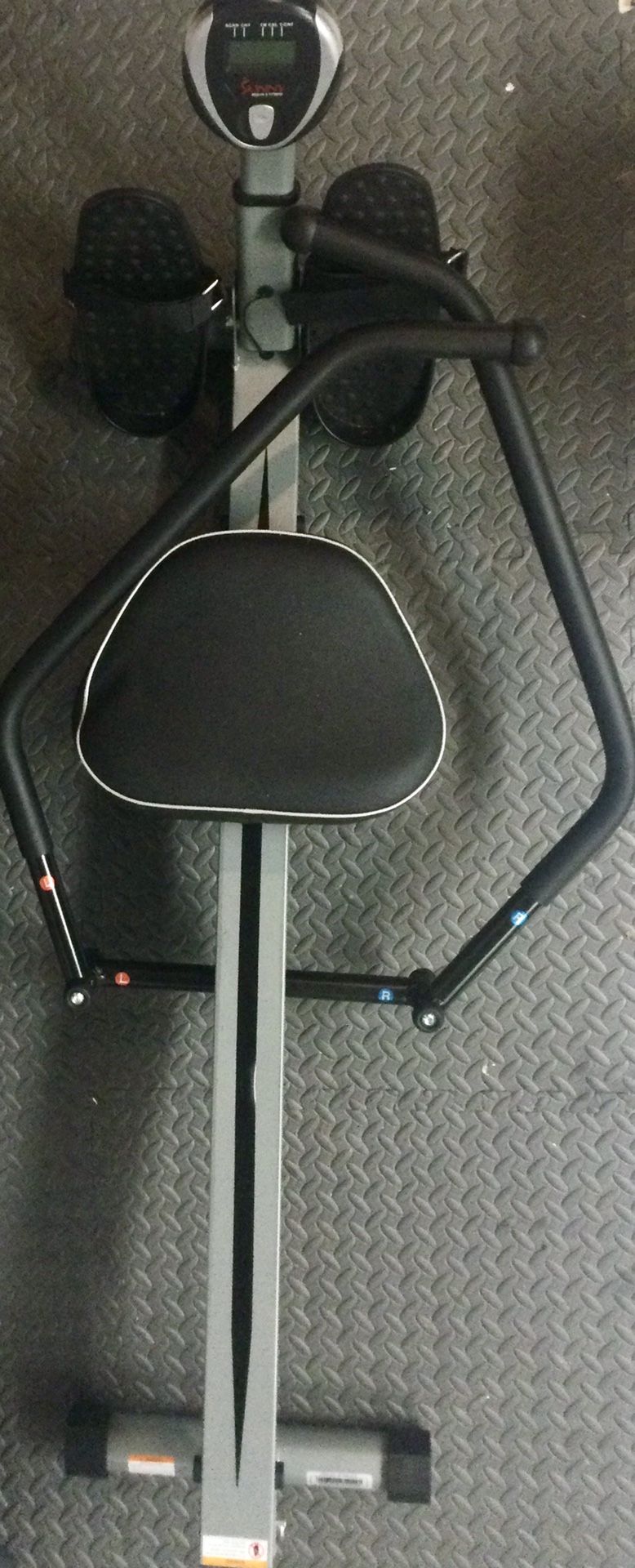 SUNNY ROWING MACHINE