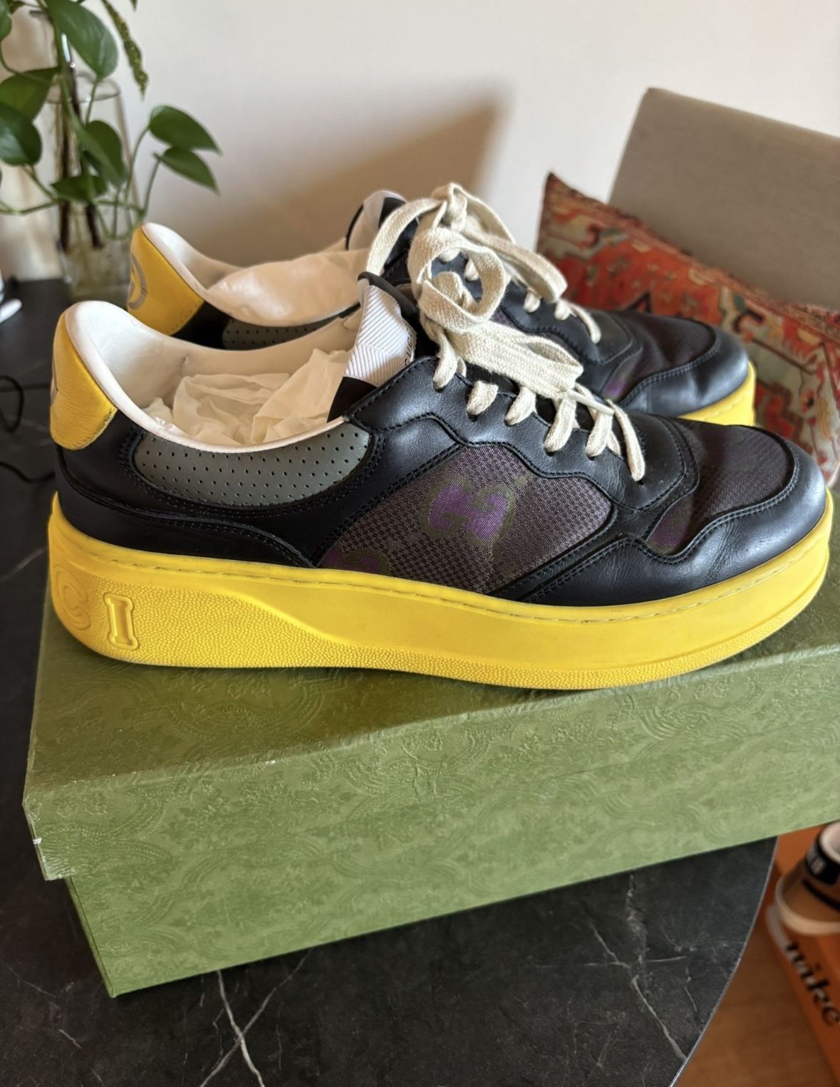 Men’s Gucci Sneaker Authentic 