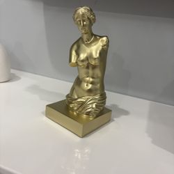 Statue
