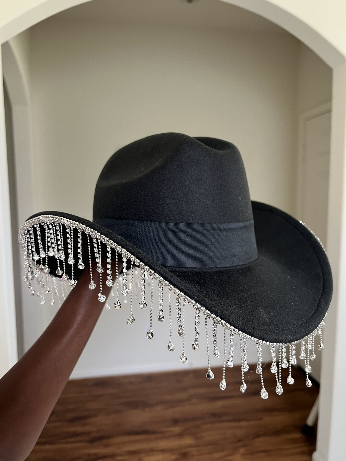 Black Rhinestone Fringe Cowboy Hat ðŸ¤