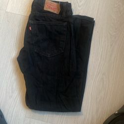 501 Blk Levi Jeans 