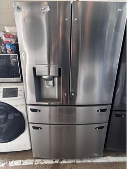 Refrigerador LG 4 puertas