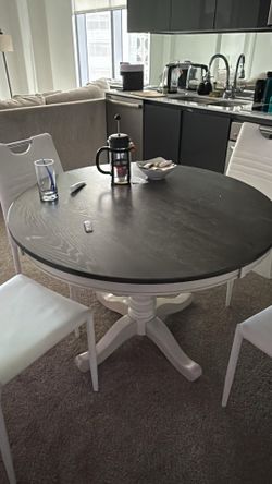 Moving out sale
