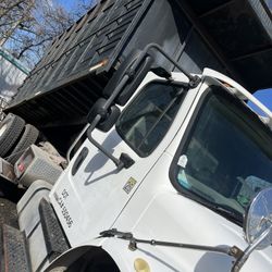 A truck has 325 and it's a diesel mechanic special