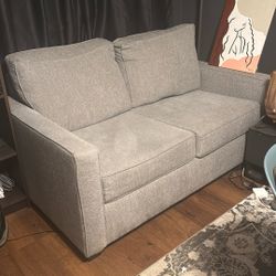 2 Seat Soda- Like New.