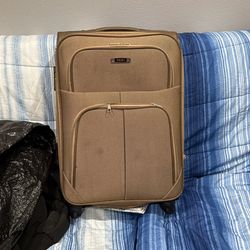 Suitcase  for travel in To Your Vacations nice And Clean for $20.00