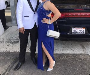Prom dress brand new !!
