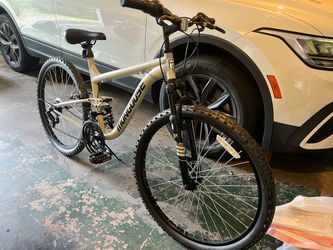 Mongoose Mountain Bike Men’s 26”(Brand New)