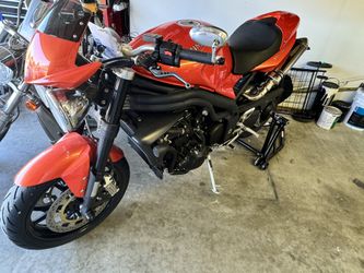 2009 TRIUMPH SPEED TRIPLE 1050