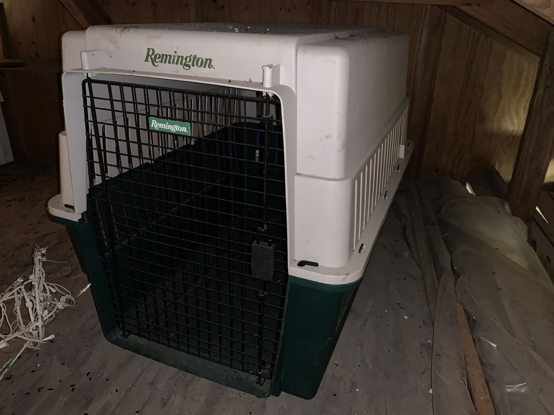 Remington dog crate