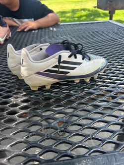 nike mercurial white, and purple size 7