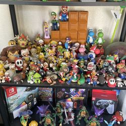 Nintendo World Of Nintendo Toy Lot Collection