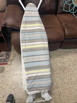 Full Size ironing board, Folds Easy For Storage tabla de planchar pleg