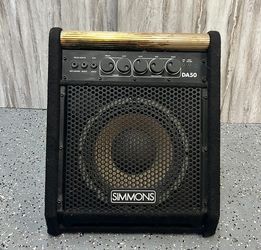 Simmons DA50 50W Electronic Drum Monitor Amplifier – 10? Woofer, Headphone & Aux (PO1022092)