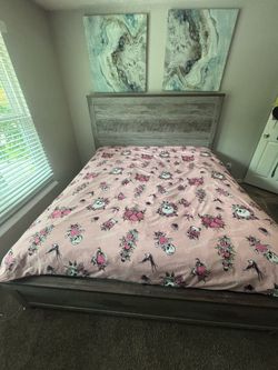 King size bed