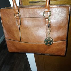 Bueno of California Handbag/shoulder Bag