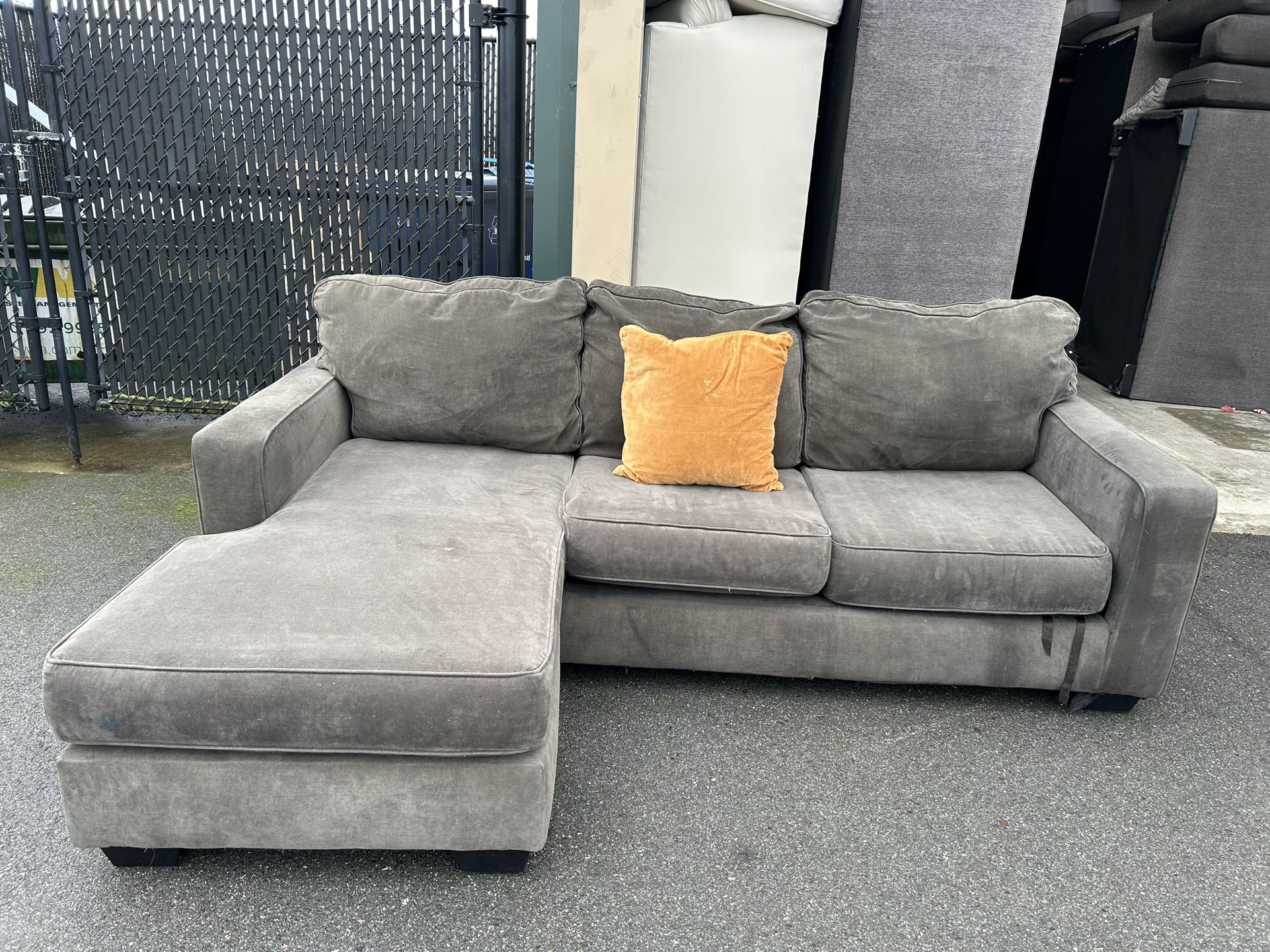 Sectional Couch 