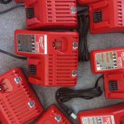 Milwaukee Chargers  For M18/M12