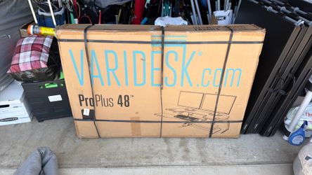 Desk top standing desk