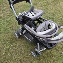 Graco Double Baby Stroller Foldable (Pick Up)