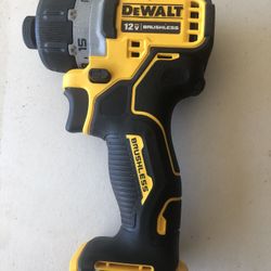 DEWALT 1/4-in 12V Max Brushless Cordless Screwdriver 
