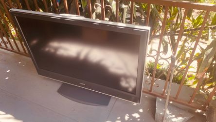 TV old type no smart tv