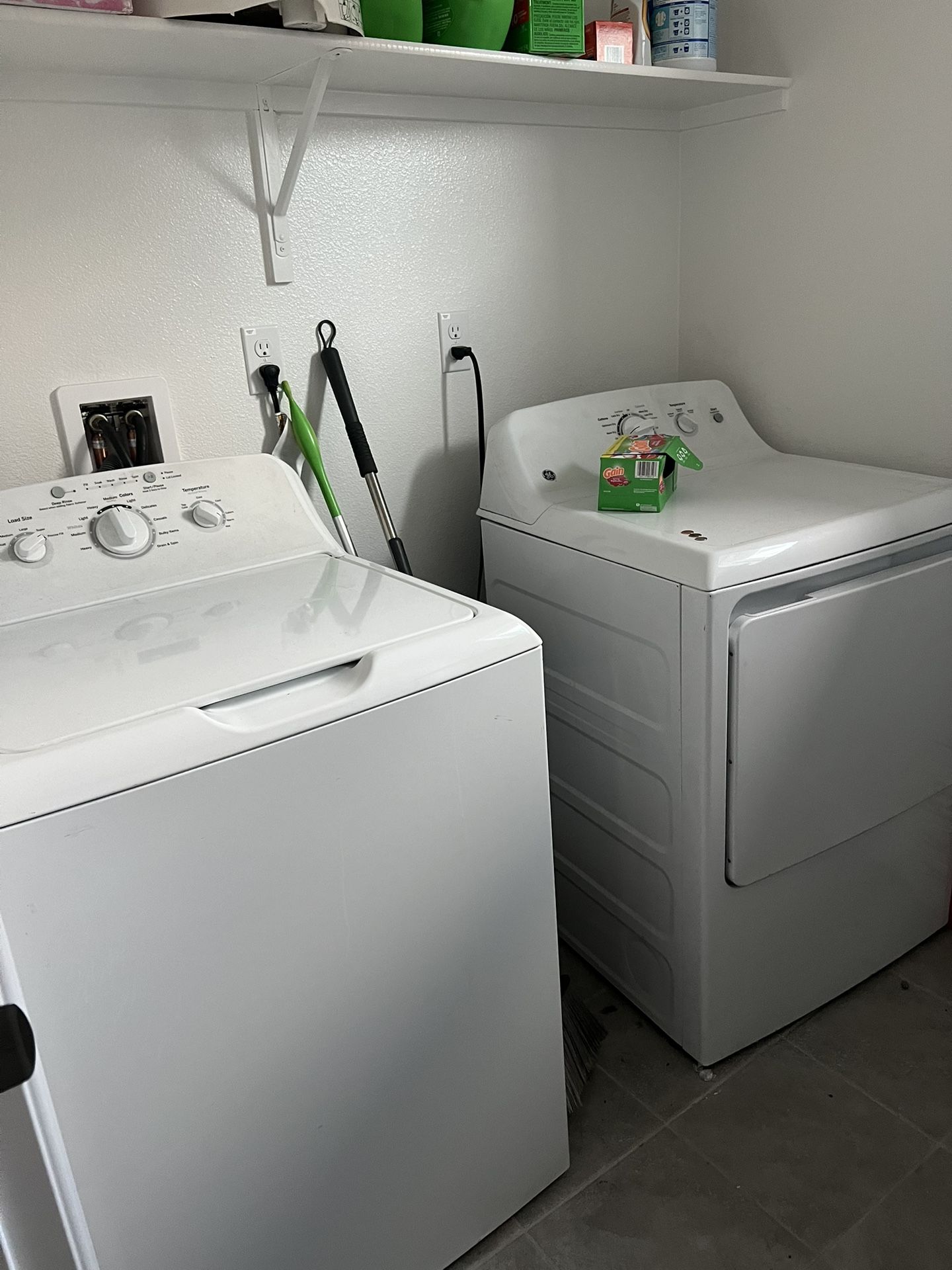 Gas Washer And Dryer Set