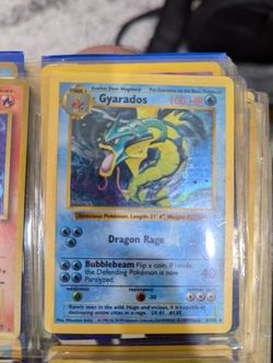 Gyarados Shadowless Pokemon Card