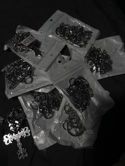 Chrome heart pocket chains