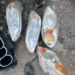 Headlights Chevy Cobalt And Toyota Matrix 