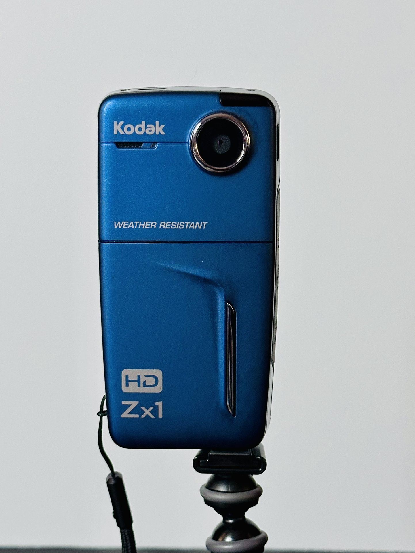 Kodak Zx1 HD Pocket Camcorder (video recorder)