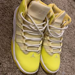 YELLOW EMBROIDED JORDAN