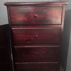 Standing Dresser