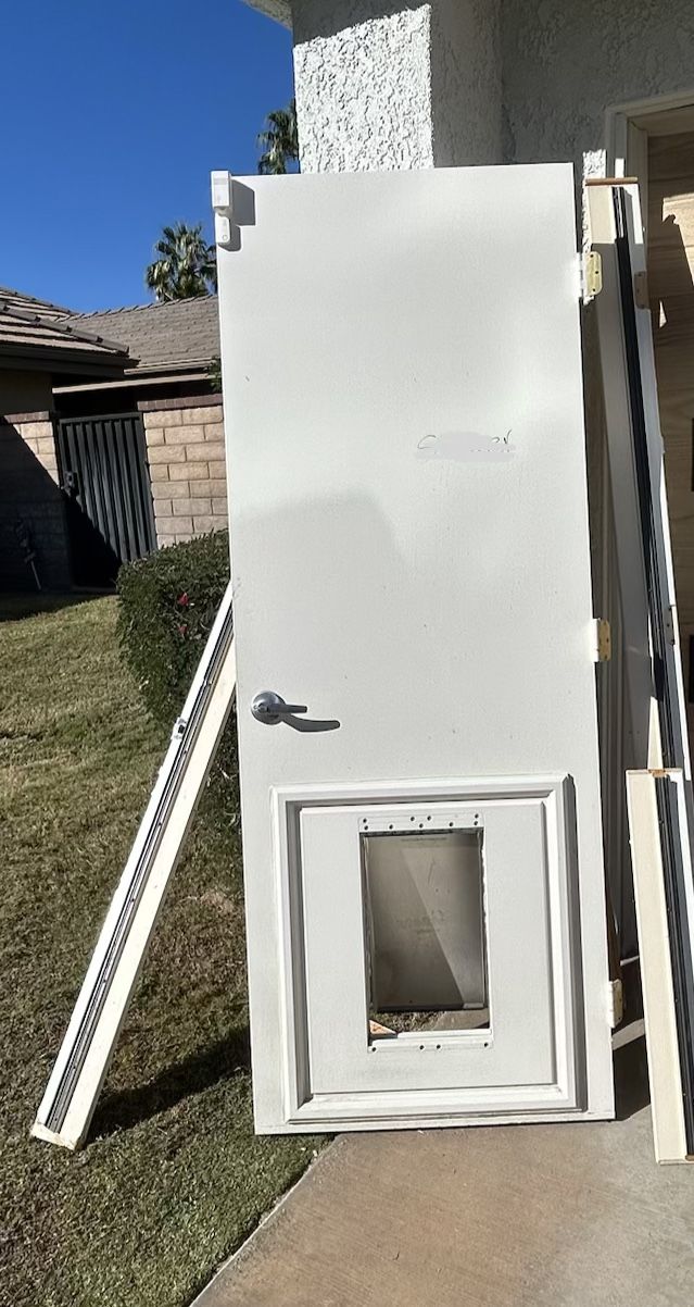 Door With Pet Door